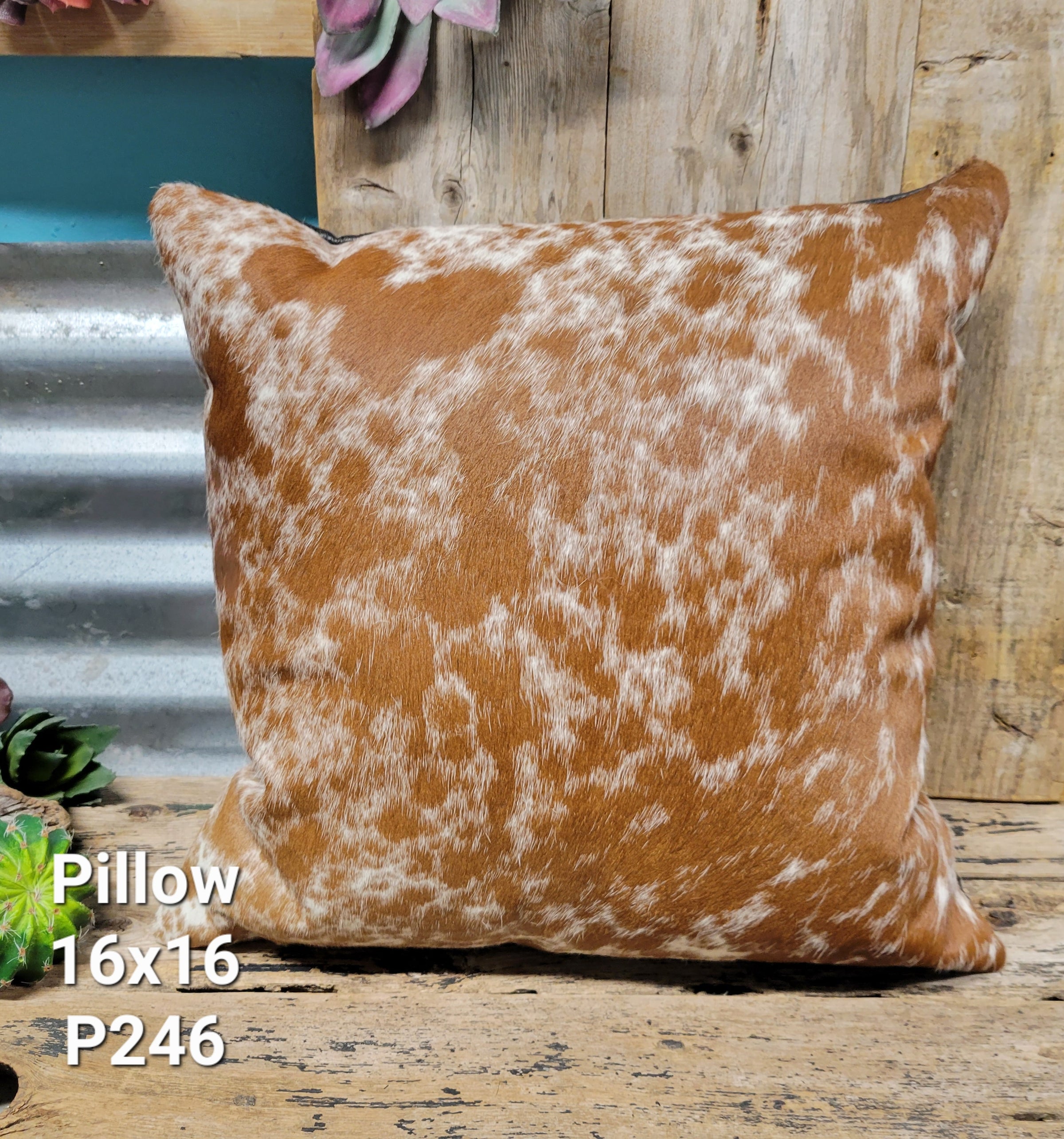 Cowhide Pillows, Pictorial, Wild Game